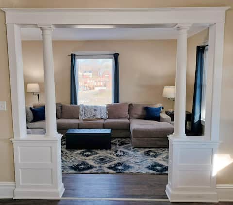 Comfy Corner East