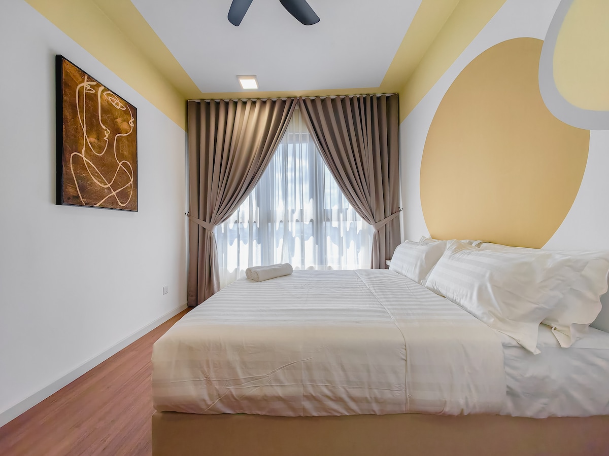 Relax in our special master room where comfy Muji wood style meets art frames for a cozy and elegant vibe!