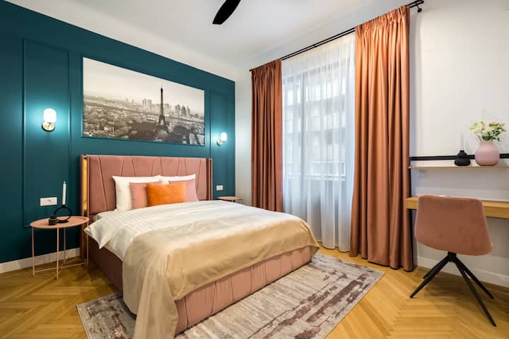 Удобна спална соба за опуштање.