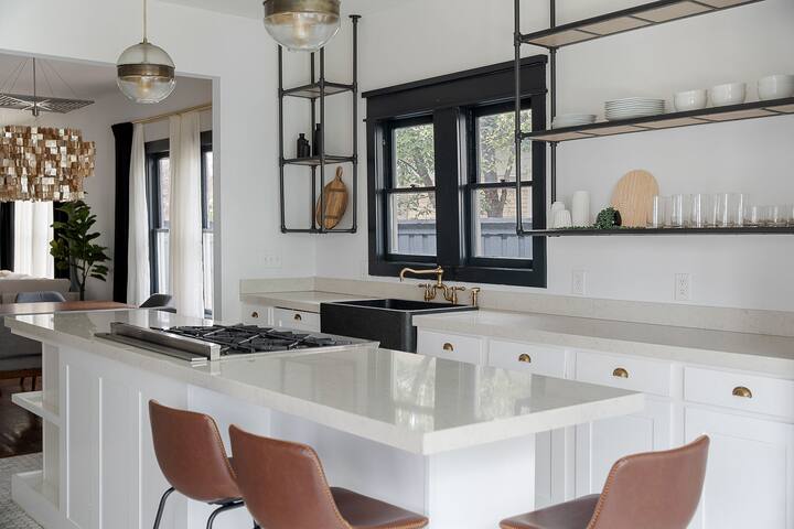 Stylish Space in Bishop Arts No. 206