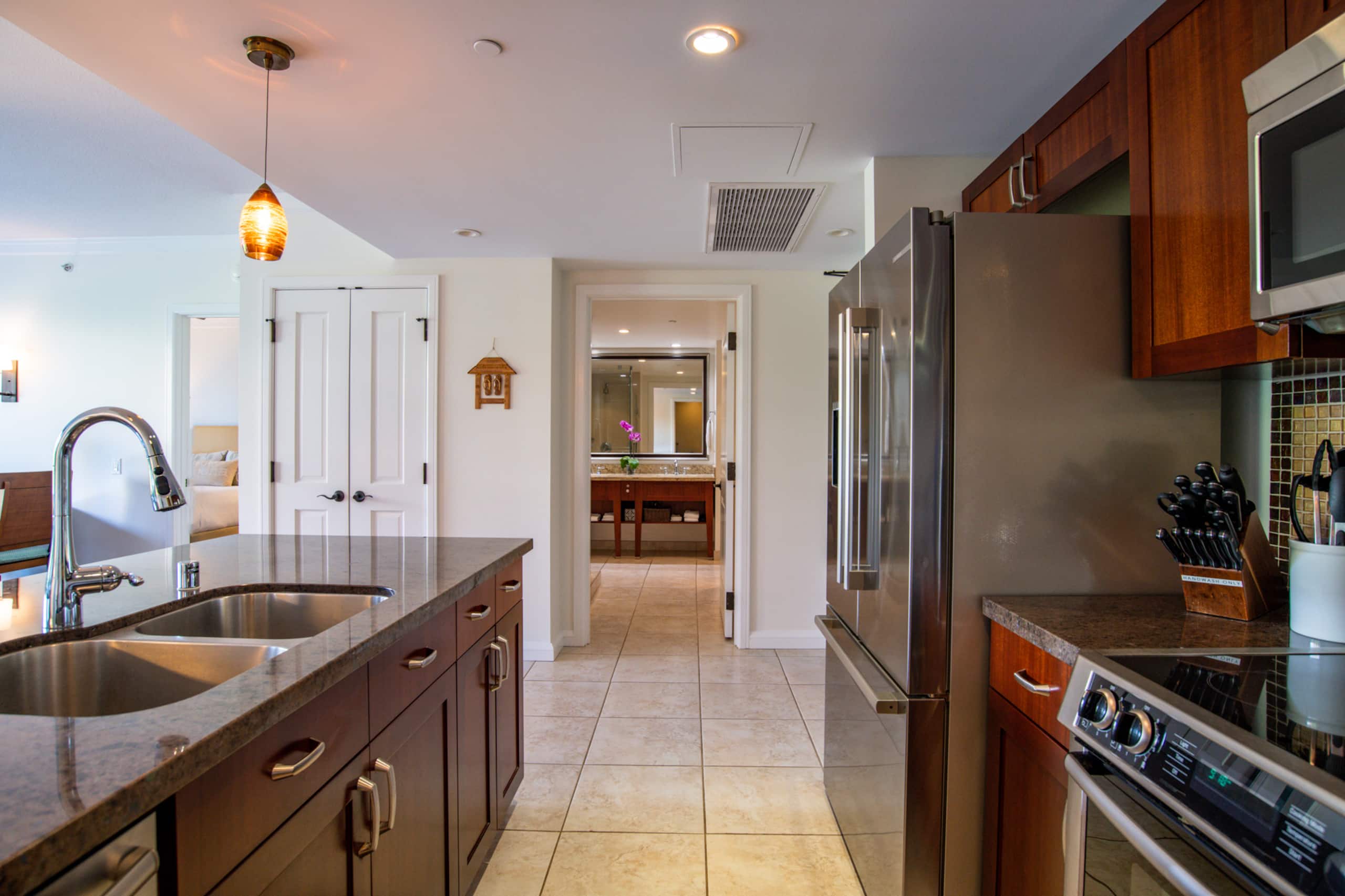 Condo in Lahaina · ★5.0 · 1 bedroom · 2 beds · 1 bath - Image 10