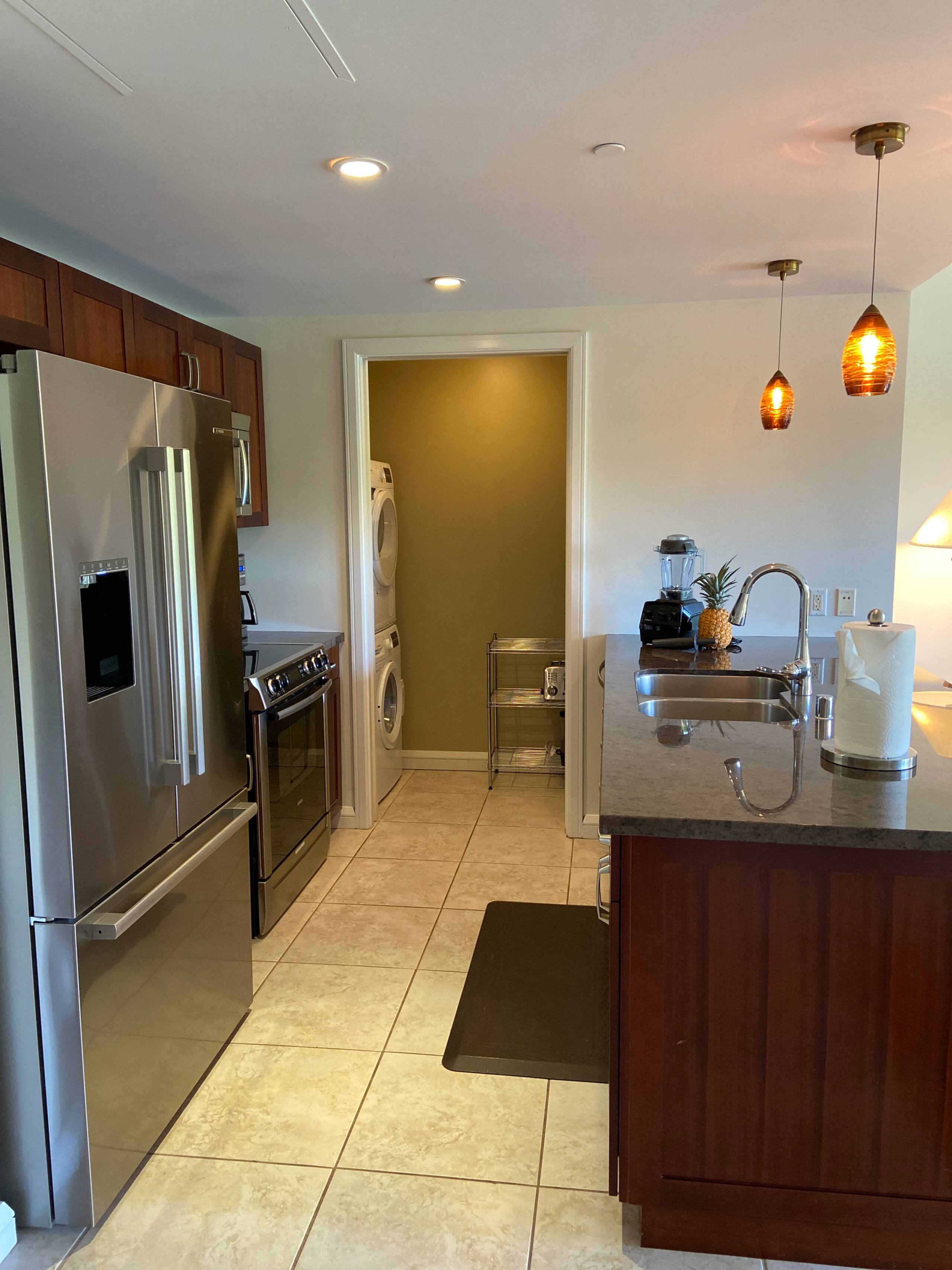 Condo in Lahaina · ★5.0 · 1 bedroom · 2 beds · 1 bath - Image 11