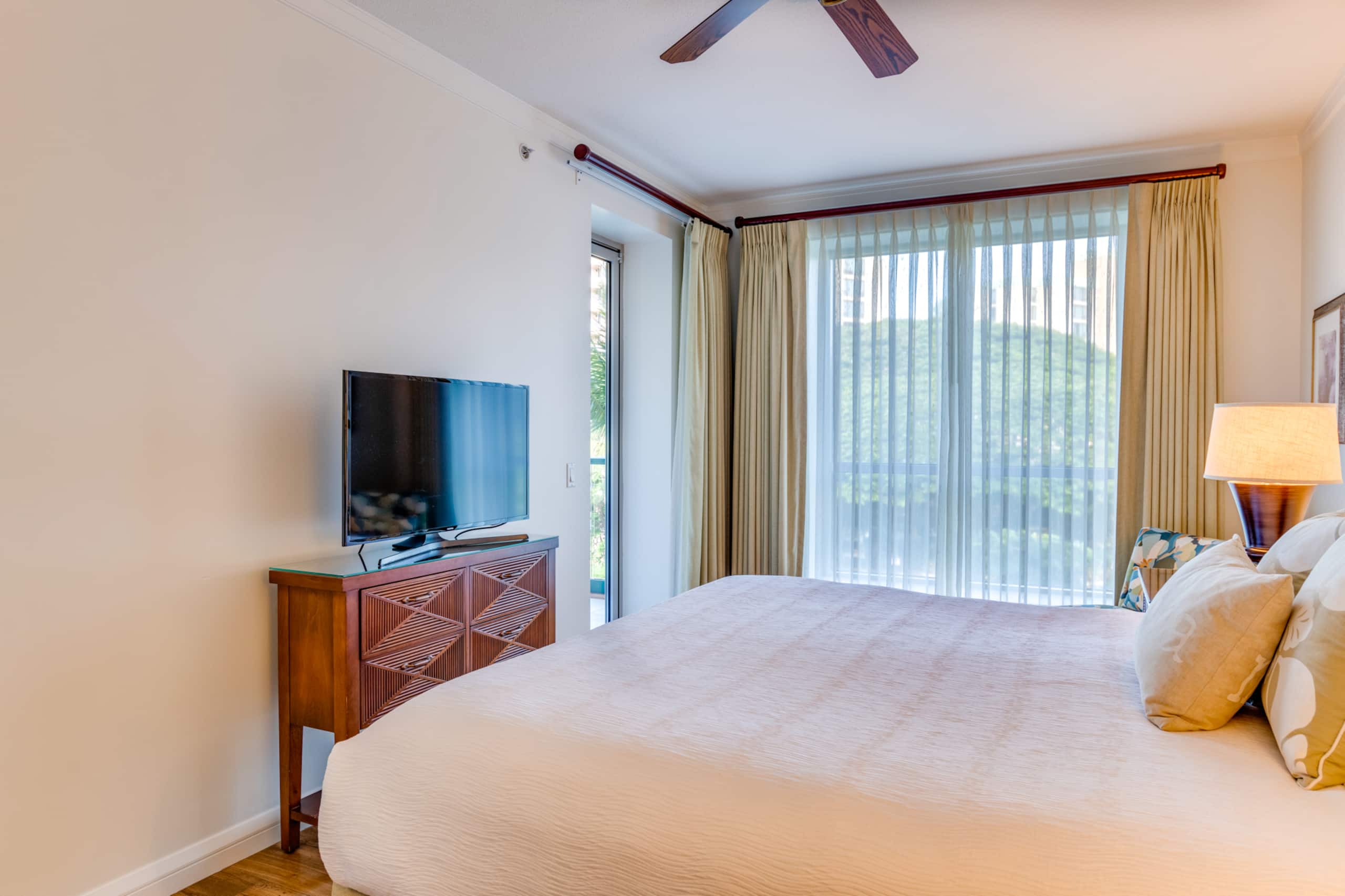 Condo in Lahaina · ★5.0 · 1 bedroom · 2 beds · 1 bath - Image 17