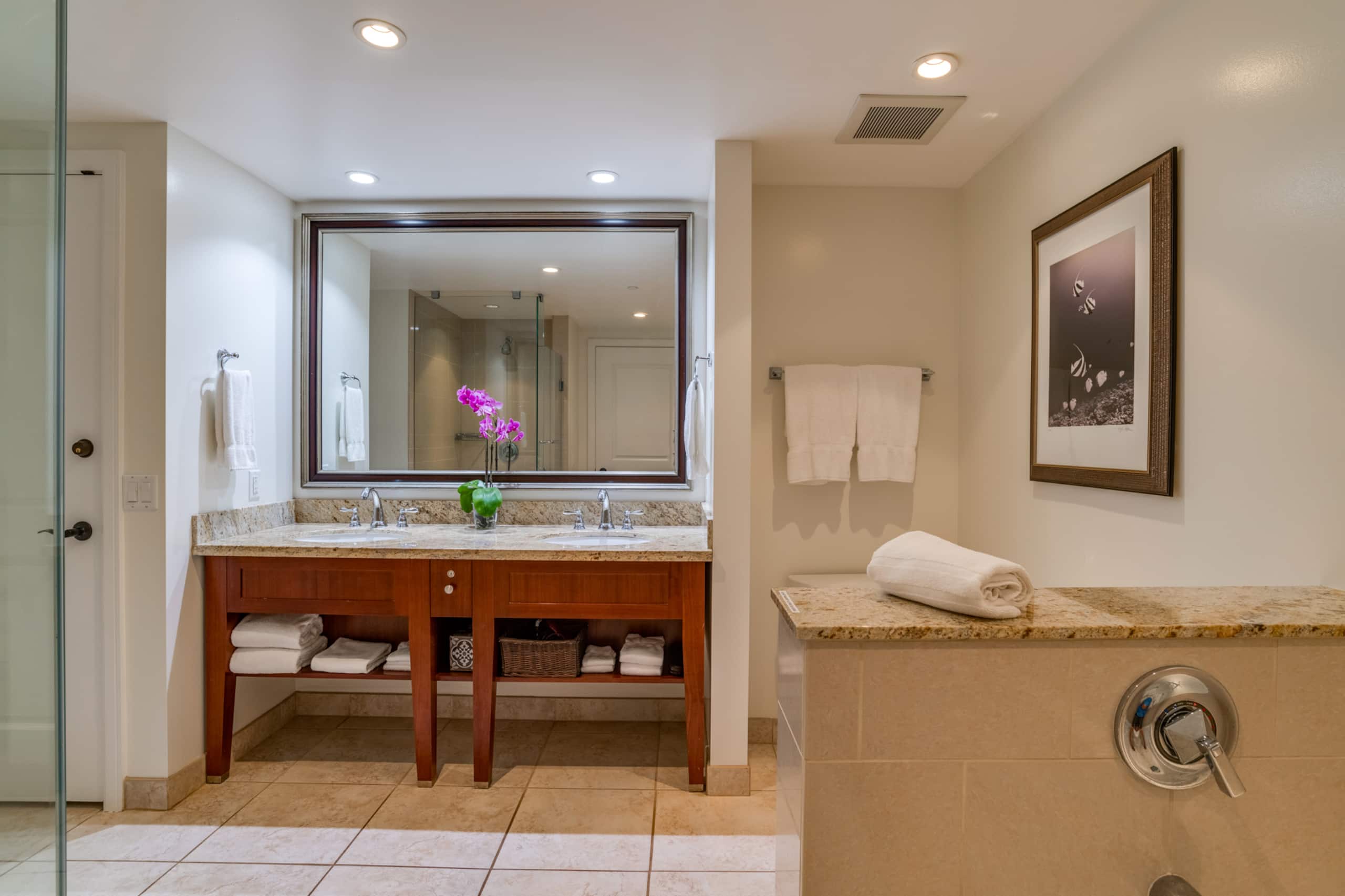 Condo in Lahaina · ★5.0 · 1 bedroom · 2 beds · 1 bath - Image 21