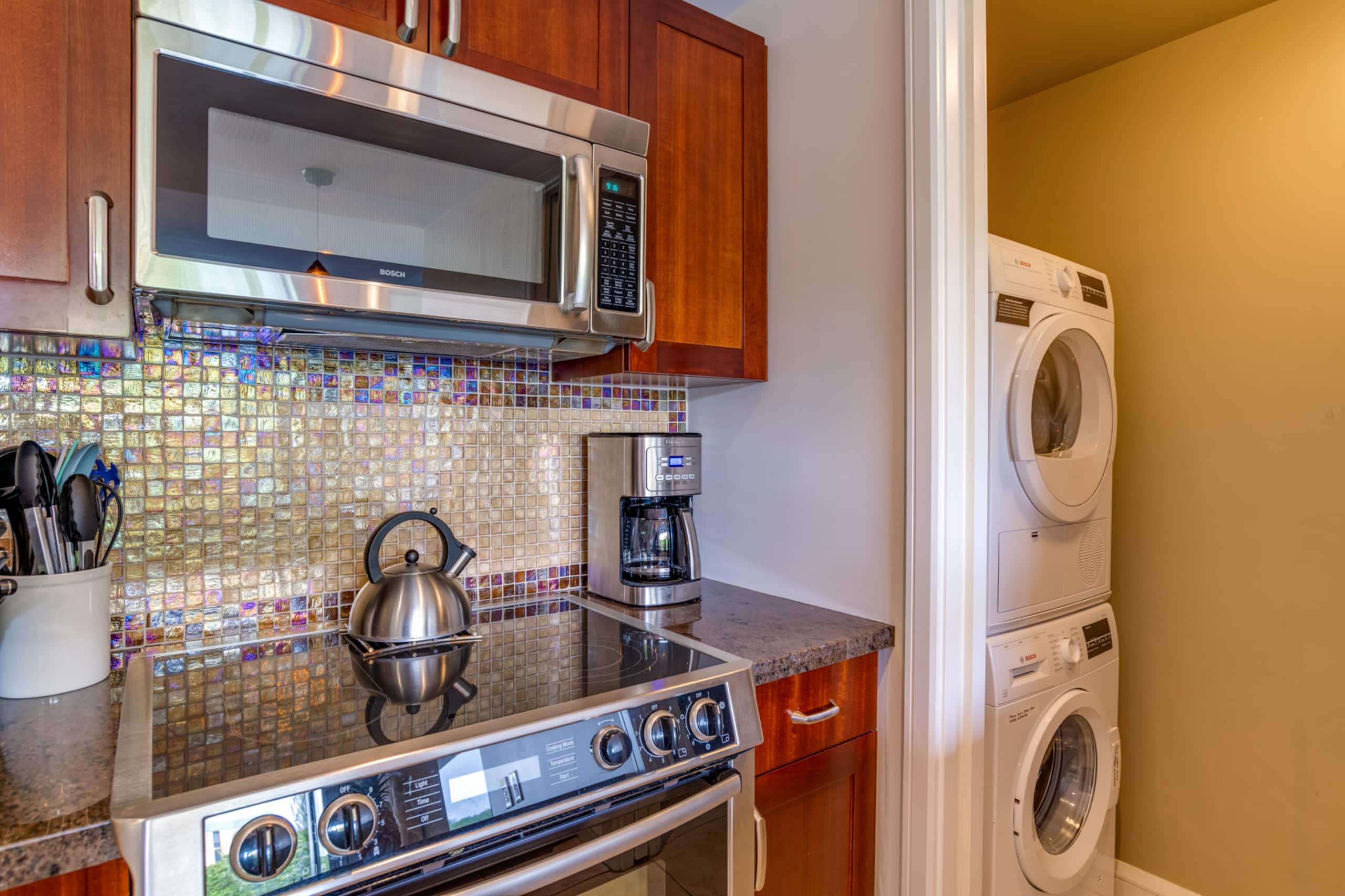 Condo in Lahaina · ★5.0 · 1 bedroom · 2 beds · 1 bath - Image 28