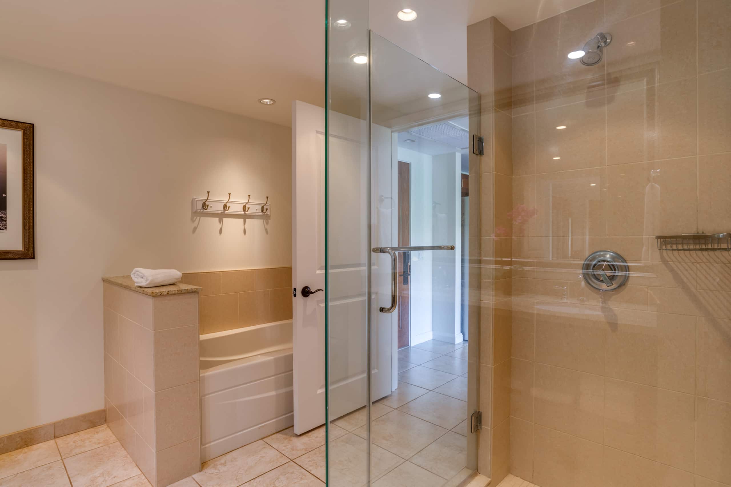 Condo in Lahaina · ★5.0 · 1 bedroom · 2 beds · 1 bath - Image 22