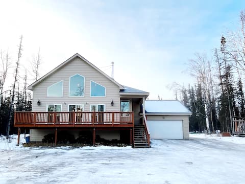 Top performing Airbnb: 3 bed, 2 bath Home w/Rec room in Alaska