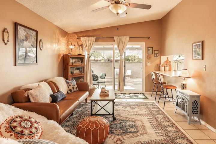 მისაღები ოთახი 2