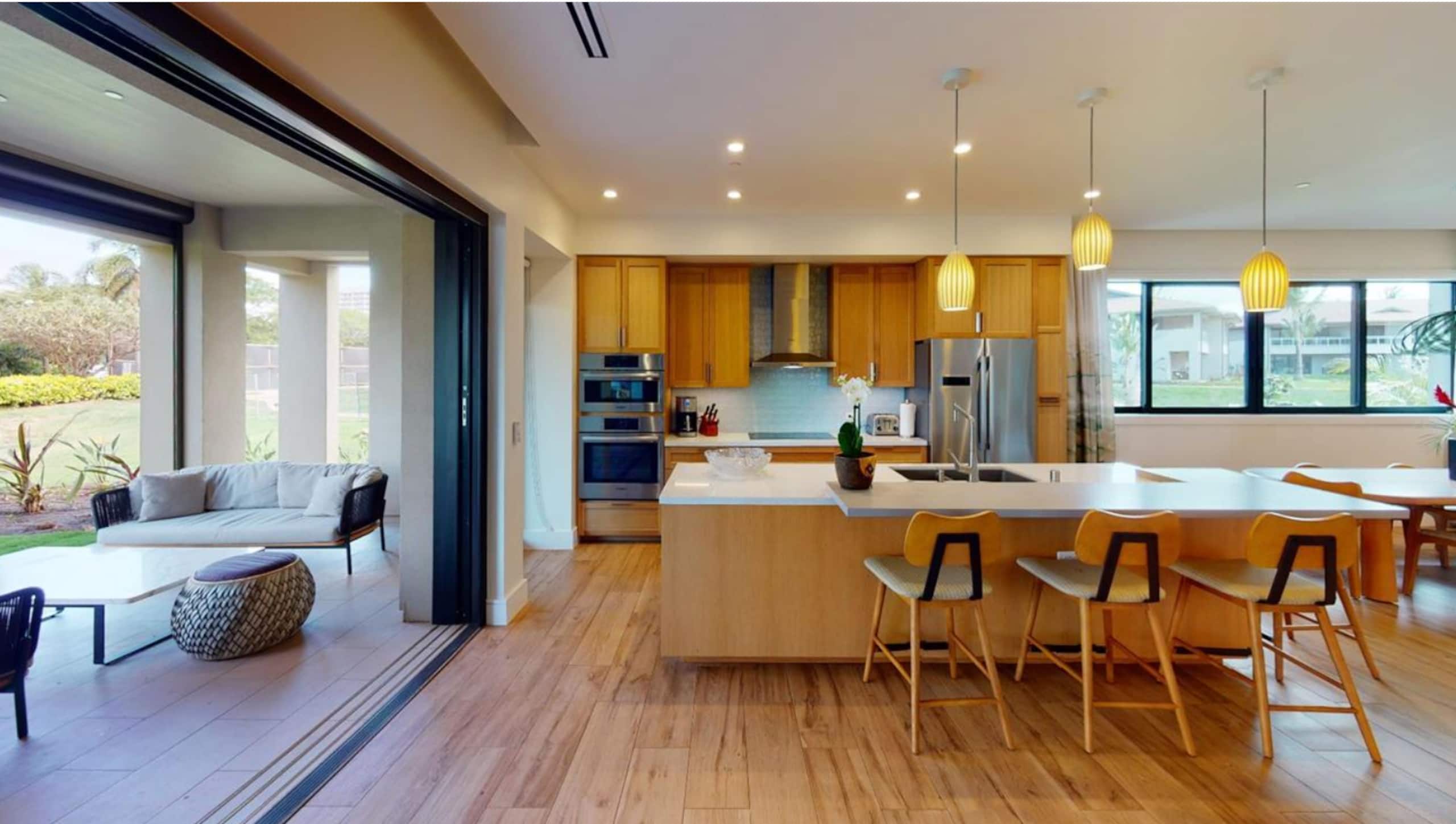 Condo in Lahaina · ★4.96 · 3 bedrooms · 4 beds · 3 baths - Image 6