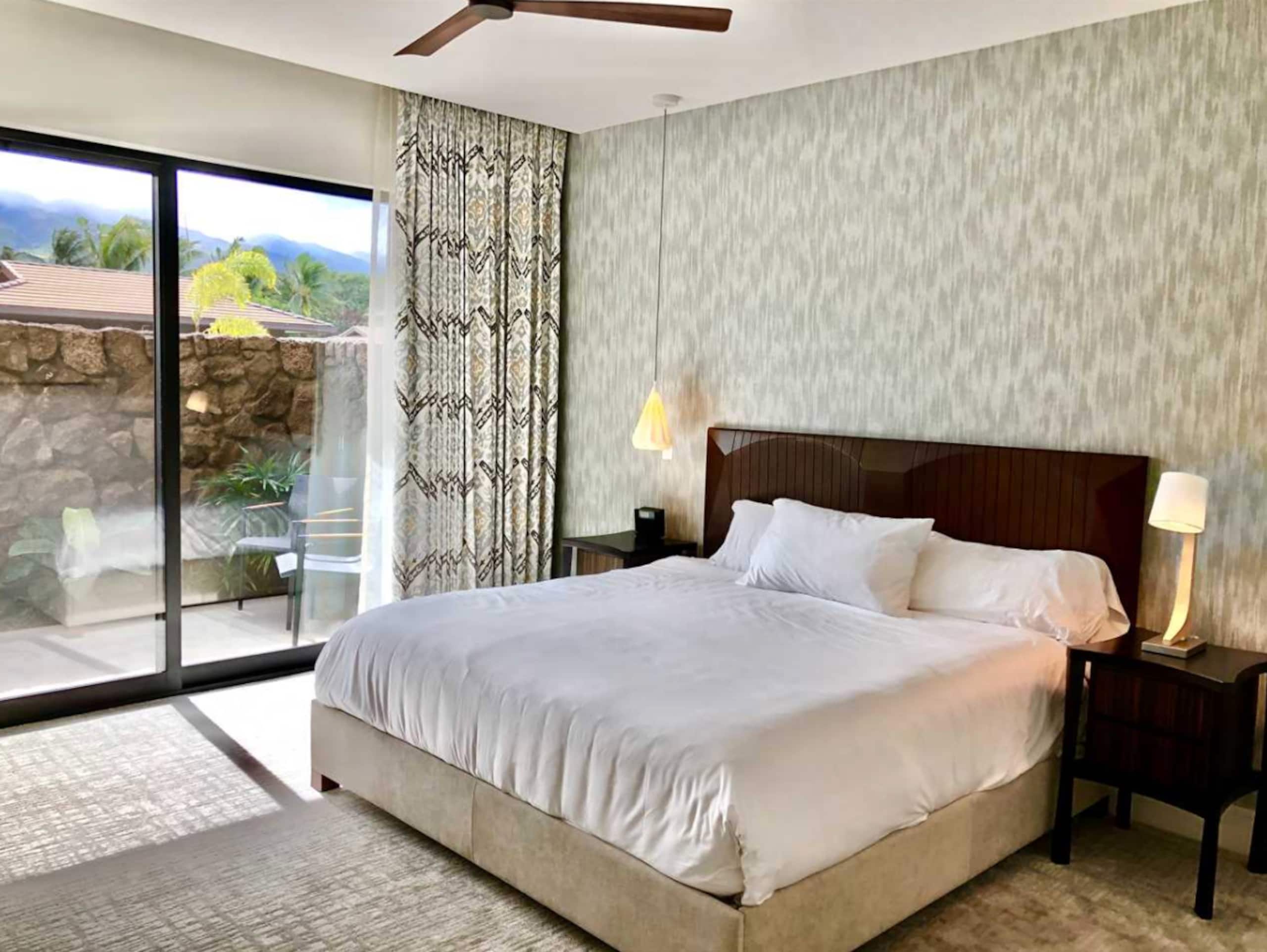 Condo in Lahaina · ★4.96 · 3 bedrooms · 4 beds · 3 baths - Image 22