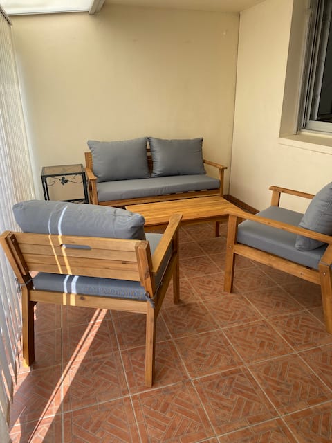 Popular Airbnb listing: Apartment with sea access in Bernières Sur Mer