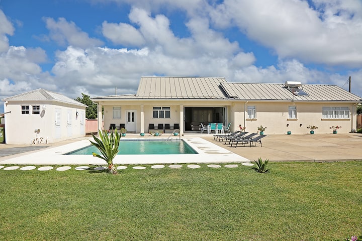 Windy Ridge Lodge - Barbados