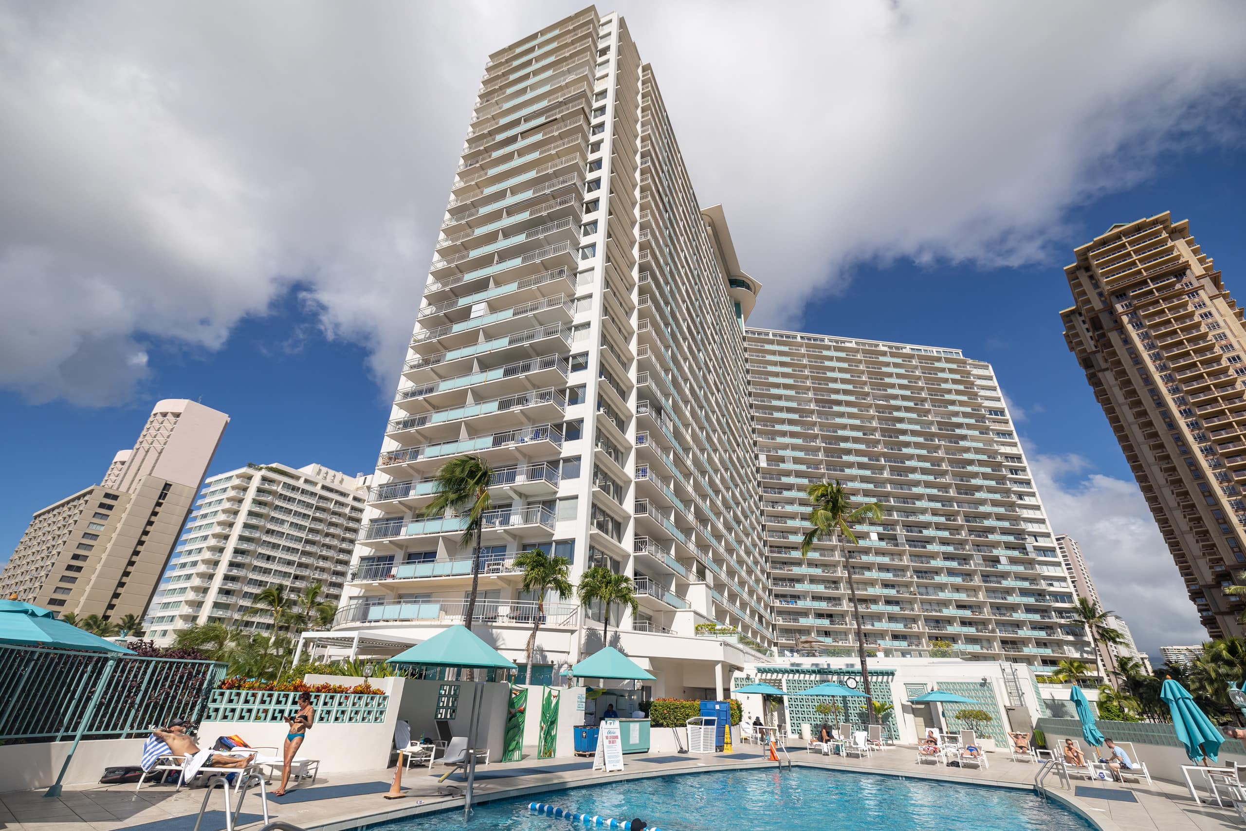 Condo in Honolulu · ★4.88 · 2 bedrooms · 4 beds · 2 private baths - Image 67