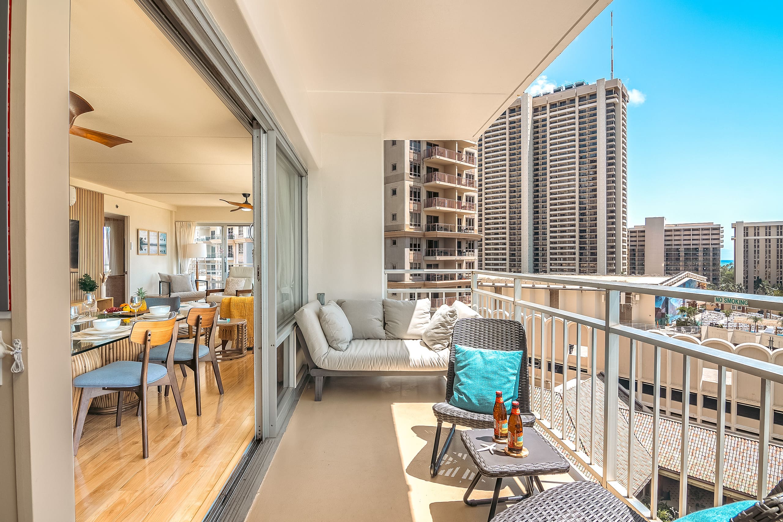 Condo in Honolulu · ★4.88 · 2 bedrooms · 4 beds · 2 private baths - Image 61