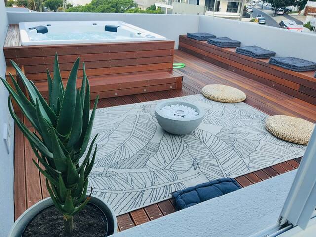 Vredehoek Bliss: City Oasis gallery image 4