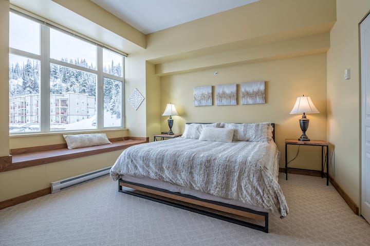 Dormitorio principal, cama tamaño king 