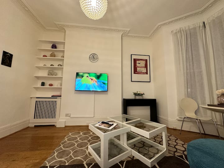 Cosy One Bedroom Flat - アールズ・コート