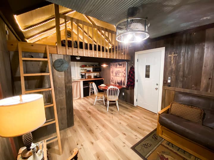 The Cottage - Nebraska