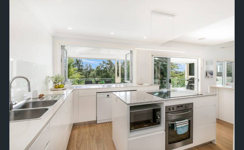 Family Escape gallery image 3