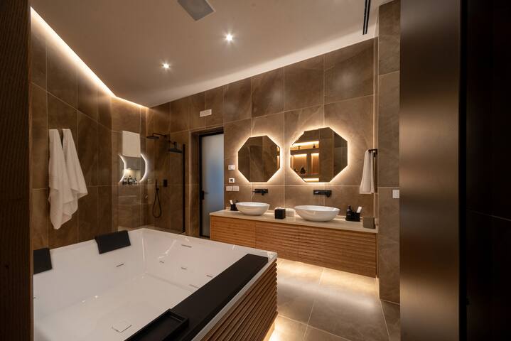 Domina-Boutique Apartment gallery image 5