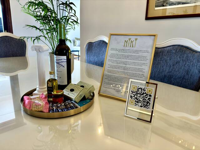 Niki luxury apt, Plaka, Athens gallery image 2