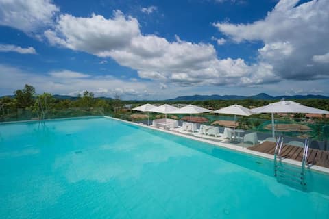 Great location walk to BangTao beach & Boat Avenue