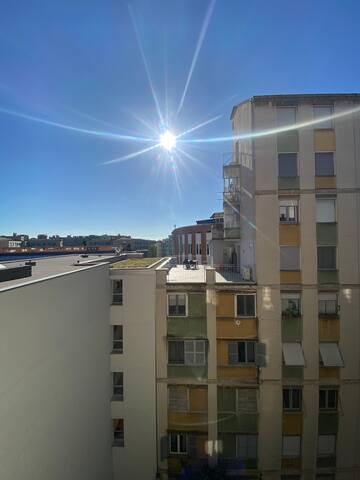 Amazing 3 Rooms Bocconi Apartment – 1.6 km Duomo gallery image 5