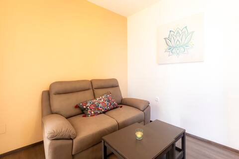 Top Airbnb: RED House Apartments - Apartment 3 in Duga Luka