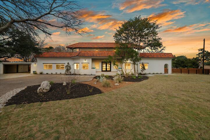 Overlook Oasis-Stunning Views-Pool and Spa! gallery image 3