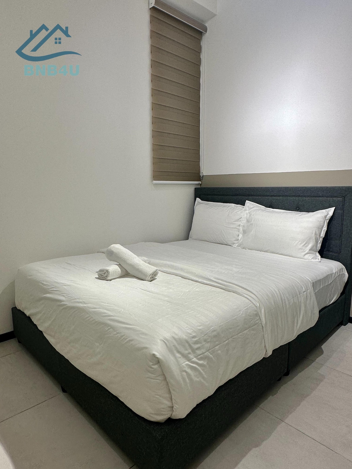 ห้องนอน 3 พร้อมเตียงควีนไซส์