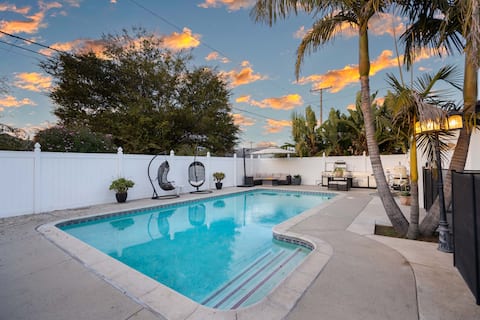 Modern Home w/Pool + Outdoor -Downtown Los Angeles