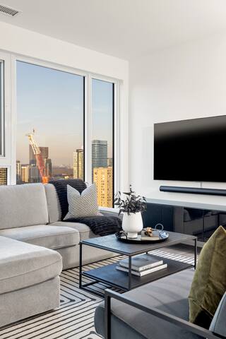 Luxury Penthouse DT | 3 Beds | Outdoor Fire & BBQ gallery image 3