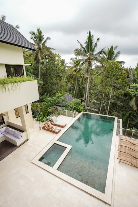 Newly Built - Luxurious 4BR Villa with Jungle view