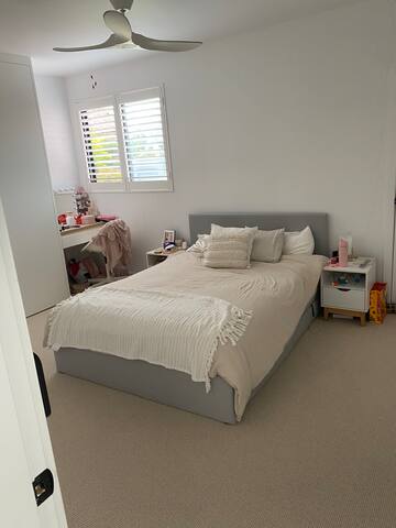 Coastal Haven near Bronte Beach gallery image 5