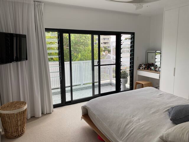 Coastal Haven near Bronte Beach gallery image 2