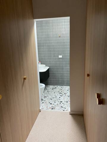 Coastal Haven near Bronte Beach gallery image 3