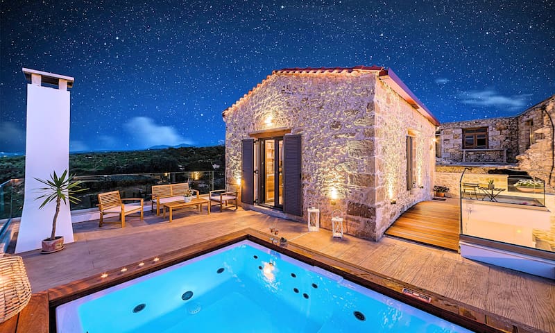 Akalli Villa Private Pool & Hot Tub