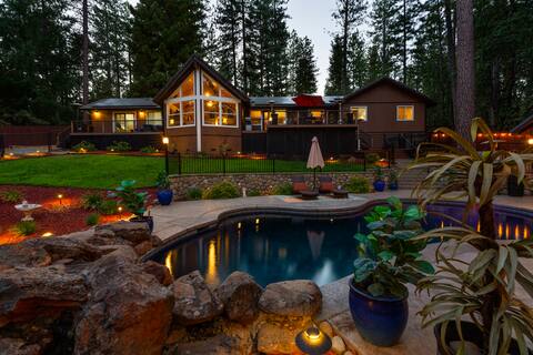 Hidden Mountain Forest Mini Resort - Sleeps 26+