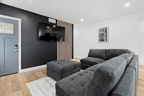 Stylish 3BR/3.5BTH Home Near DTLA, Disneyland SOFI