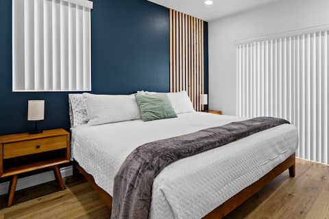 Stylish New Home Near DTLA, Disneyland, SOFI