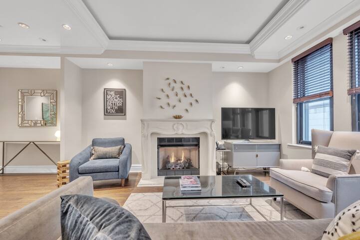 Chic 2BR Gem with Fireplace gallery image 3