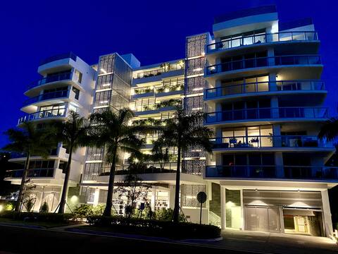 Luxe View Condo in Bay Harbor Islands
