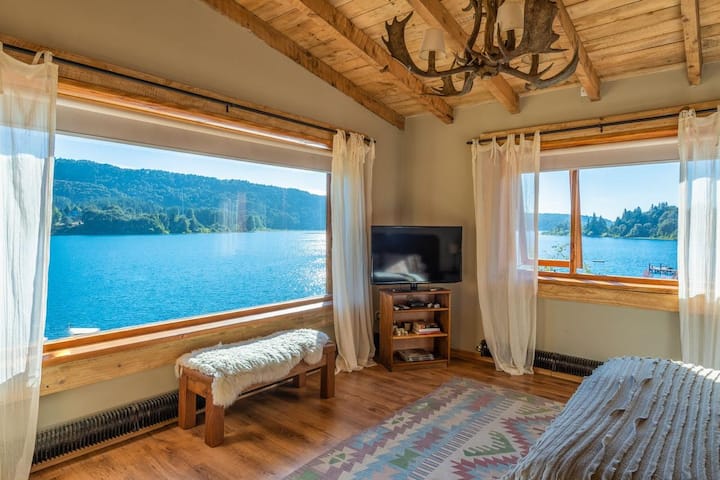 جناح رئيسي مع خزانة ملابس (الطابق العلوي) 