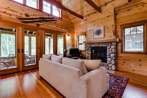 Cabin 4
a place to relax on the
McKenzie River