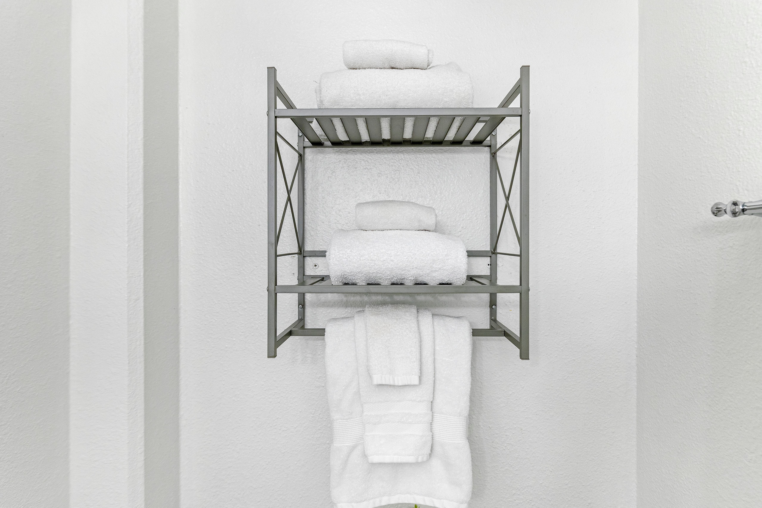 Cute Condo in Waikiki #207 - Image 15