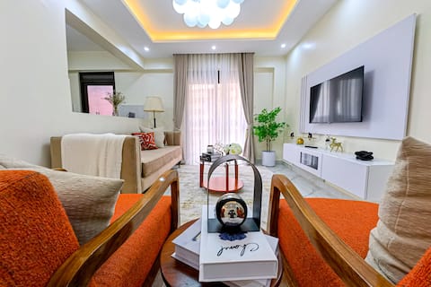 AC, Pool, Gym, City View, near Acacia Mall Kololo