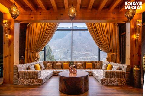 4BR Luxury Villa W/Waterfall View &Modern Interior