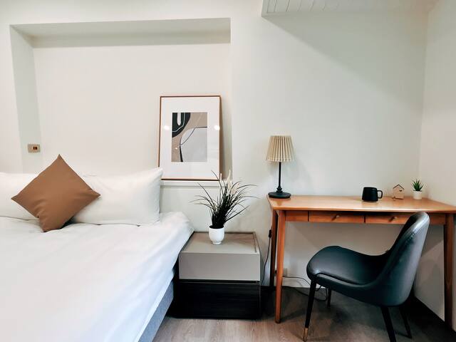 Sale! Spacious 132㎡ | 550m to MRT | Fast WiFi 600M gallery image 4