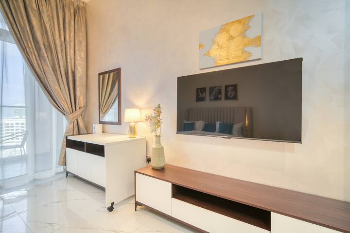 Private Studio – Jewelz by Danube, Arjan – photo 4