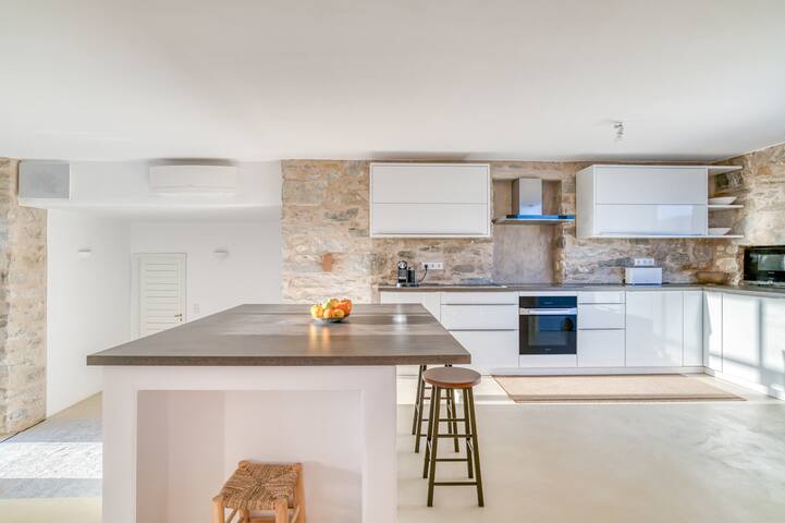 Villa Bella with private pool gallery image 5